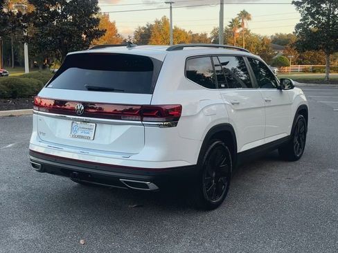 New 2026 Volkswagen Atlas SE image 8