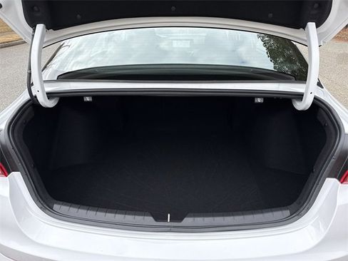 Used 2024 Kia K5 GT-Line image 21