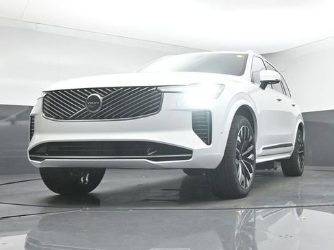 New 2026 Volvo XC90 B6 Ultra w/ Protection Package image 40
