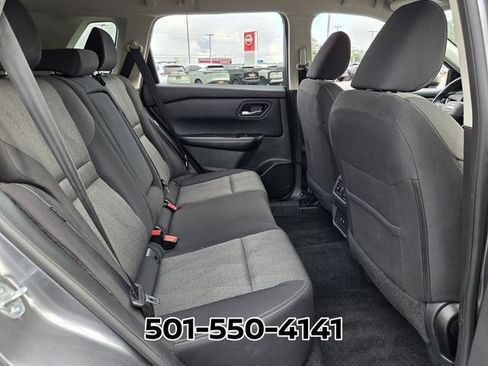 Used 2025 Nissan Rogue SV FWD image 17