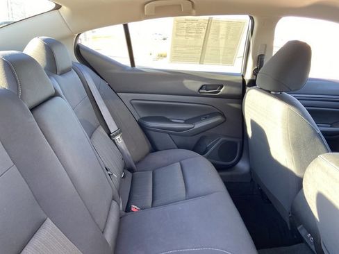 Used 2024 Nissan Altima 2.5 SV image 20