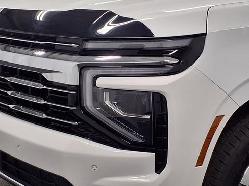 Used 2025 Chevrolet Tahoe LT w/ Comfort Package AWD/4WD image 34