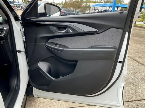 Used 2022 Chevrolet TrailBlazer LT image 22