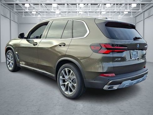 New 2026 BMW X5 xDrive40i w/ Premium Package image 7