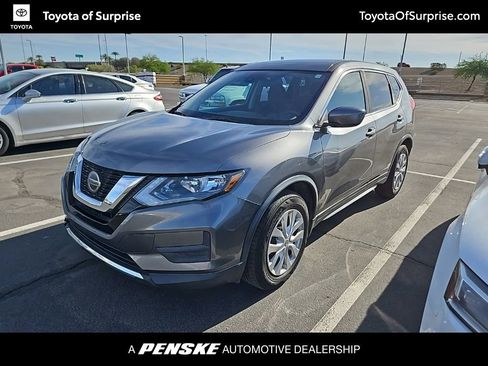 Used 2020 Nissan Rogue S image 1