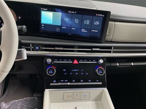 New 2026 Hyundai Santa Fe SE image 7