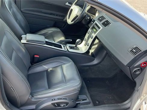 Used 2013 Volvo C70 T5 image 10