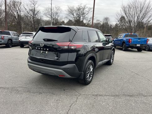 Certified 2023 Nissan Rogue S image 6