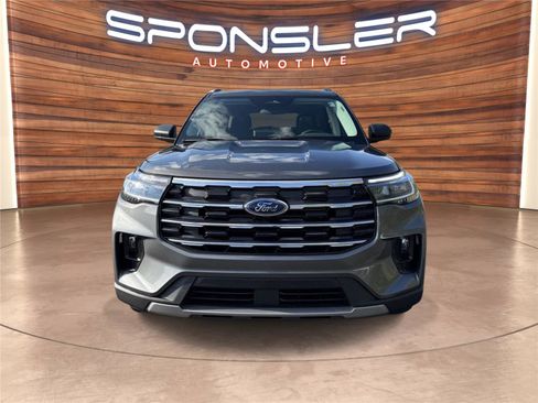 New 2026 Ford Explorer Active w/ Active Comfort Package AWD/4WD image 9