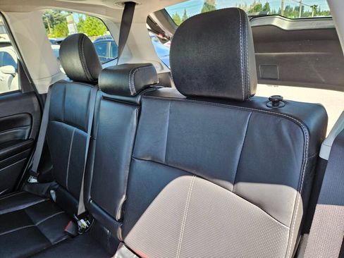 Used 2017 Subaru Forester 2.5i Touring AWD/4WD image 14