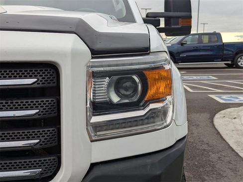 Used 2018 GMC Sierra 3500 SLT image 43