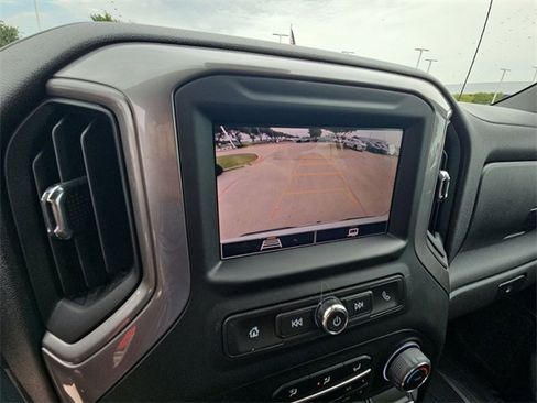 Used 2024 Chevrolet Silverado 1500 Custom image 14