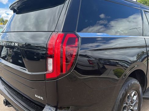 Used 2025 Ford Expedition Max Active RWD image 5