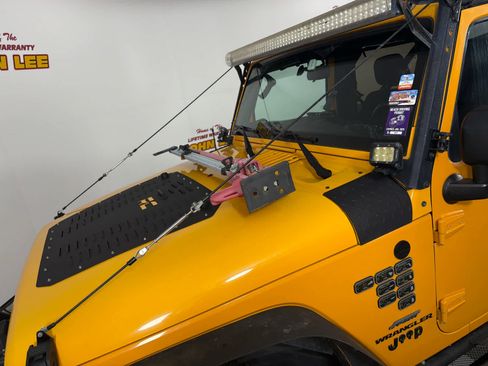 Used 2012 Jeep Wrangler Sport image 11