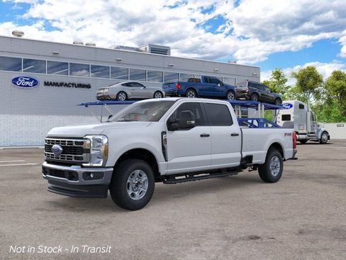 New 2026 Ford F250 XLT w/ FX4 Off-Road Package AWD/4WD image 2