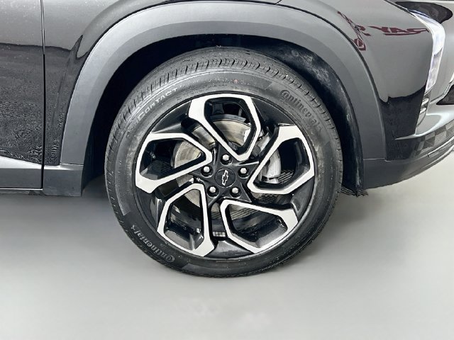 Used 2024 Chevrolet Trax RS w/ Driver Confidence Package FWD image 36