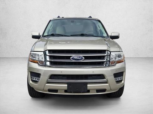 Used 2017 Ford Expedition Limited w/ Equipment Group 301A image 2