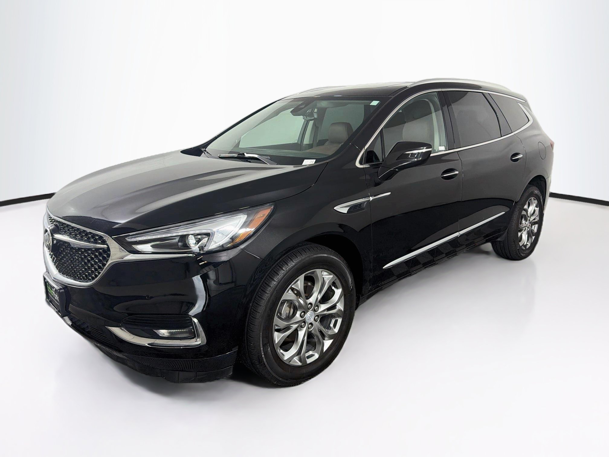 Used 2018 Buick Enclave Avenir w/ Avenir Technology Package FWD image 3
