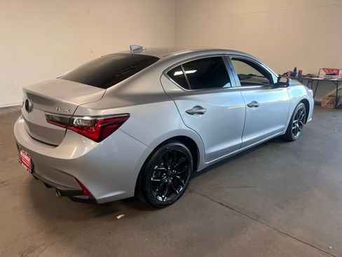 Used 2021 Acura ILX w/ Premium Package image 3