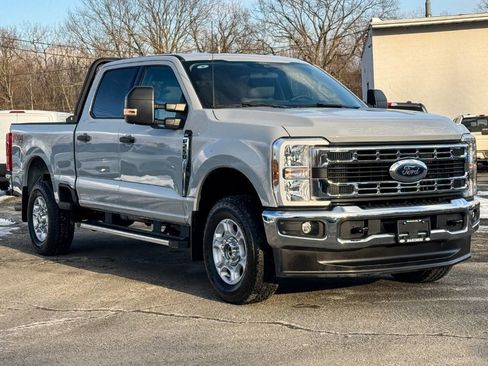 Used 2026 Ford F250 XLT w/ FX4 Off-Road Package image 1