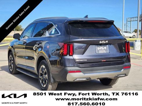 New 2026 Kia Sorento S w/ S Panoramic Sunroof Package FWD image 3