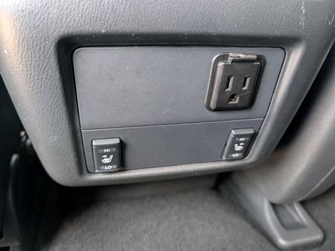 Used 2017 Nissan Pathfinder SL w/ Cargo Package image 24