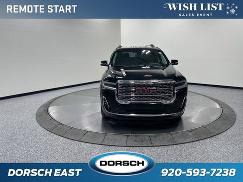 Used 2023 GMC Acadia Denali image 3