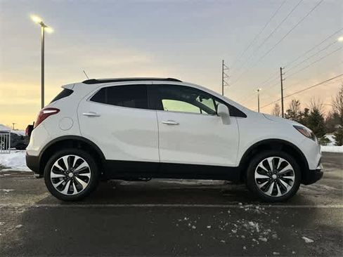 Used 2022 Buick Encore Preferred w/ Safety Package image 3
