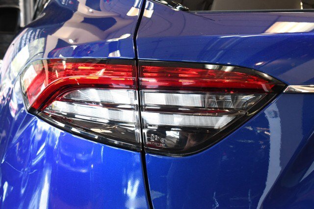 Used 2023 Maserati Levante GT AWD/4WD image 16