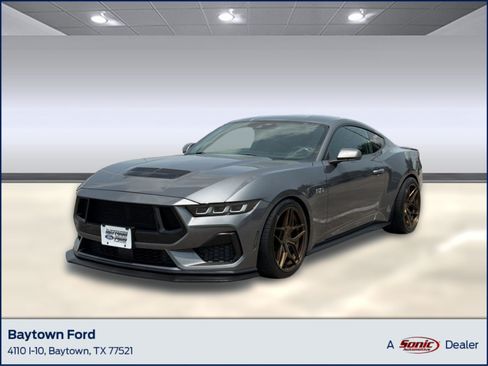 Used 2024 Ford Mustang GT RWD image 1