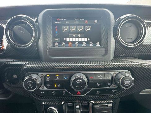 Certified 2023 Jeep Gladiator Sport image 20