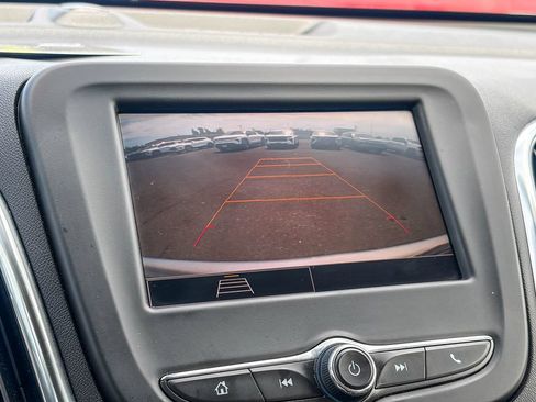 Used 2022 Chevrolet Equinox LS w/ LS Convenience Package FWD image 50