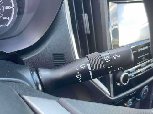 Used 2018 Subaru Impreza 2.0i AWD/4WD image 26