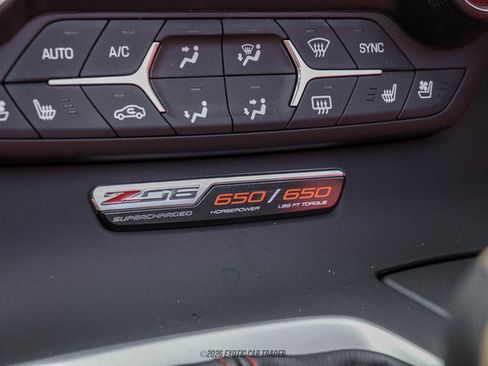Used 2016 Chevrolet Corvette Z06 w/ 2LZ Preferred Equipment Group RWD image 32