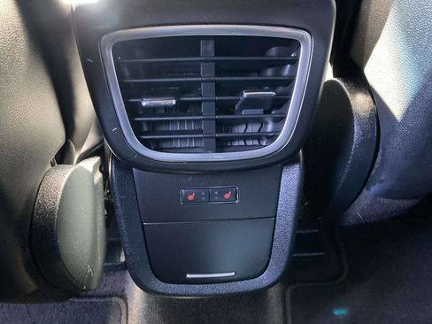 Used 2020 Lincoln Nautilus Reserve w/ Equipment Group 202A image 18