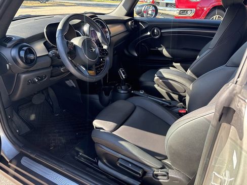 Used 2024 MINI Cooper S image 21