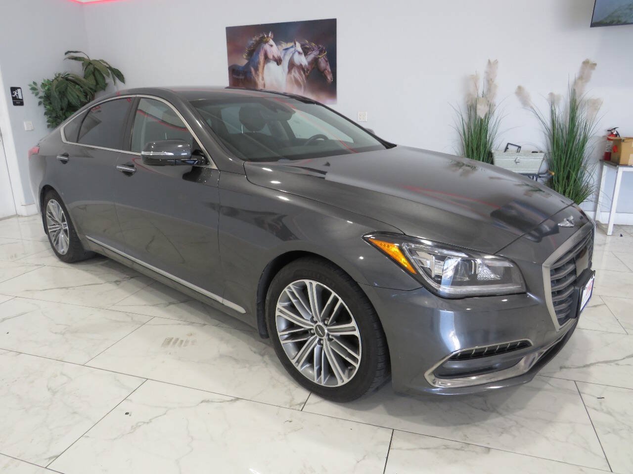 Used 2018 Genesis G80 3.8 RWD image 1