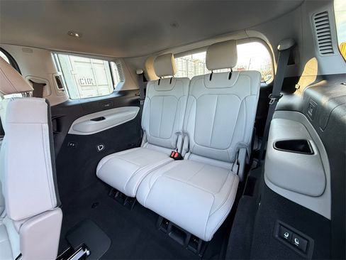 Used 2023 Jeep Grand Cherokee L Overland image 26