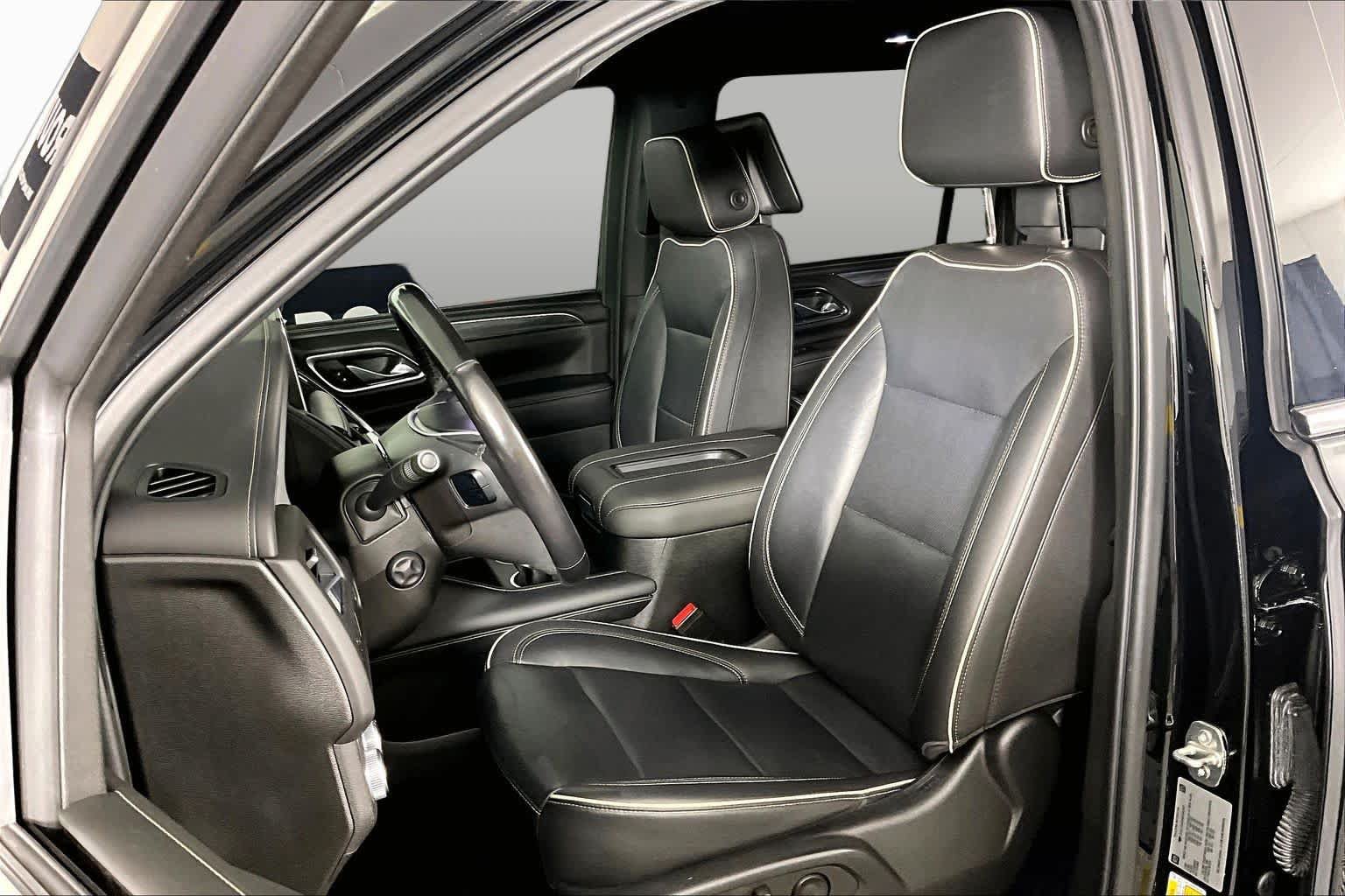 Used 2021 GMC Yukon XL SLT w/ SLT Premium Package RWD image 8