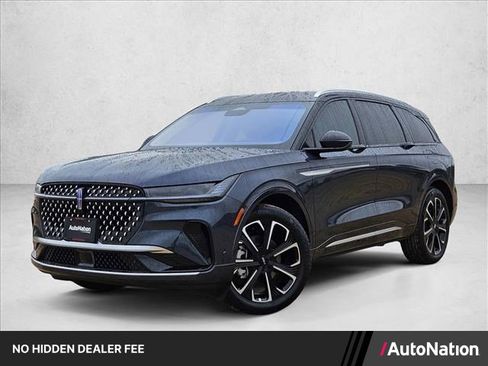 Used 2024 Lincoln Nautilus Reserve AWD/4WD image 1