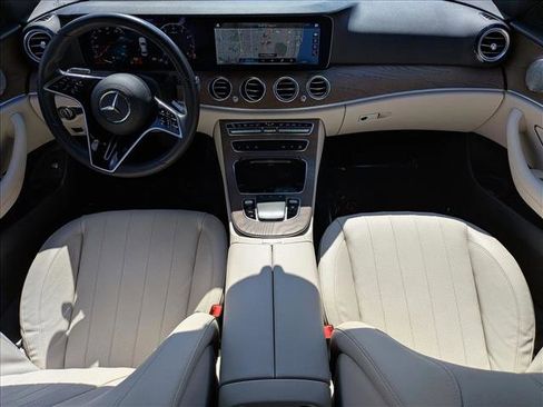 Used 2022 Mercedes-Benz E 350 Sedan image 19