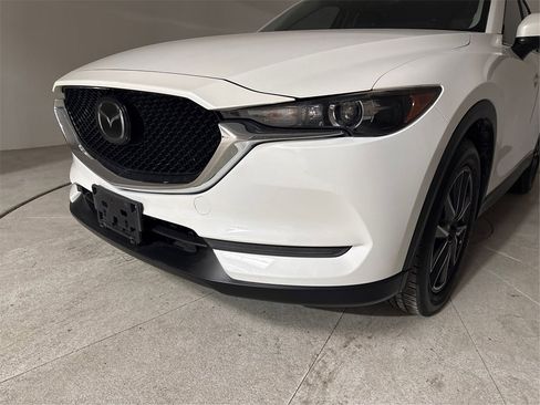 Used 2018 MAZDA CX-5 Touring image 17