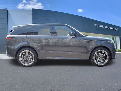 New 2026 Land Rover Range Rover Sport Dynamic SE AWD/4WD image 8