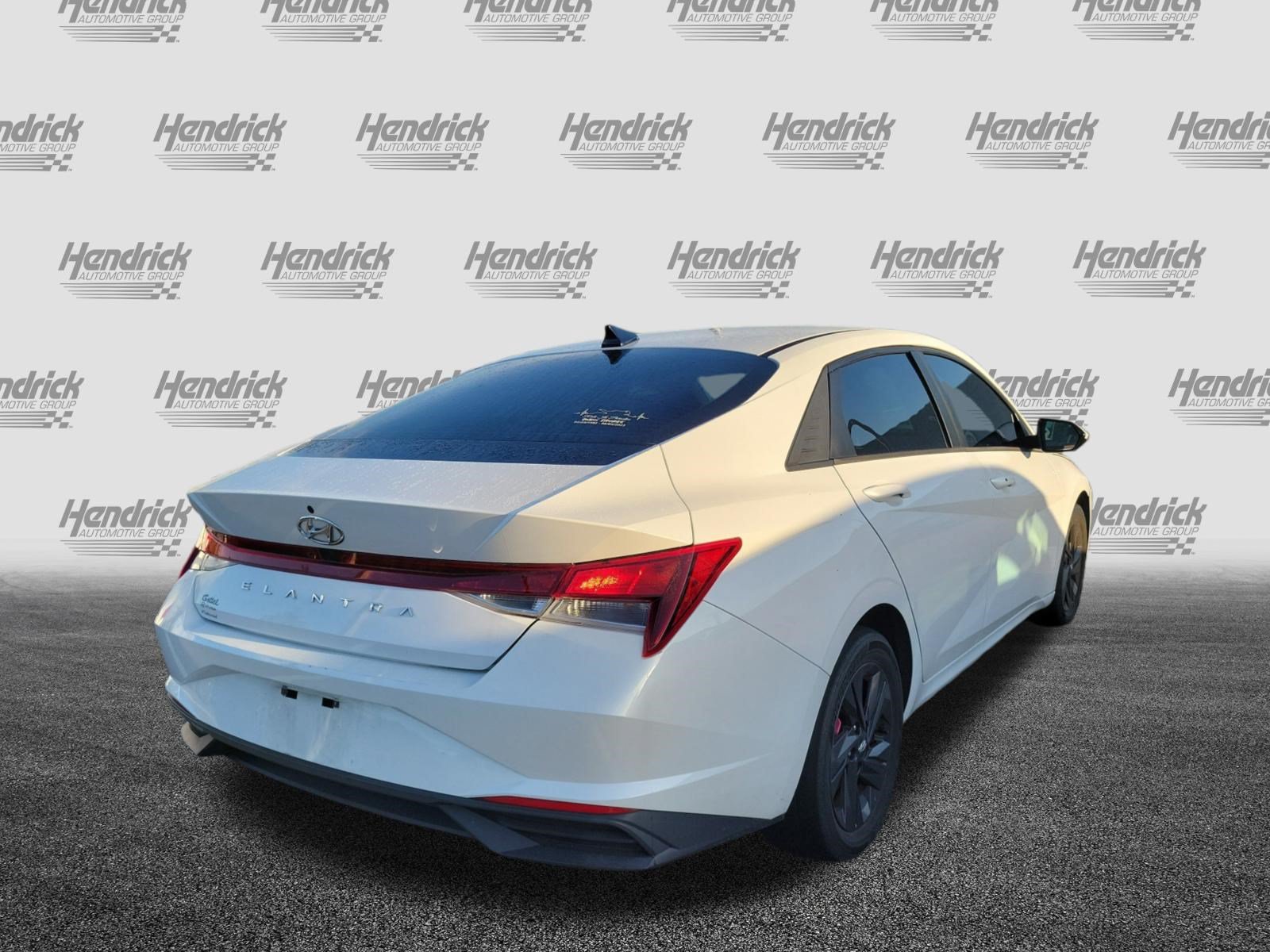 Used 2022 Hyundai Elantra SEL w/ Cargo Package FWD image 10