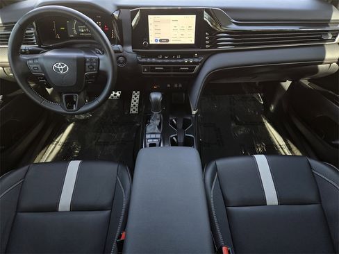 Certified 2025 Toyota Camry SE image 27