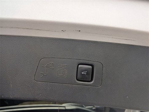 Used 2020 Lincoln Corsair Reserve w/ Equipment Group 201A image 32