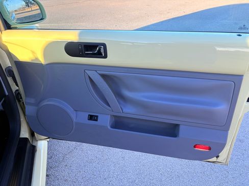 Used 2003 Volkswagen Beetle GLS image 37