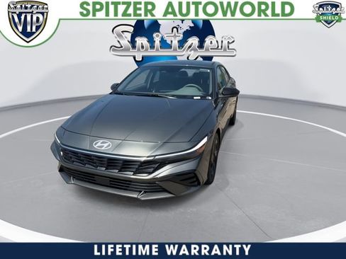 New 2026 Hyundai Elantra SEL Sport Premium FWD image 3