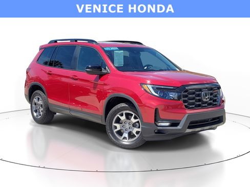 Used 2023 Honda Passport TrailSport image 1
