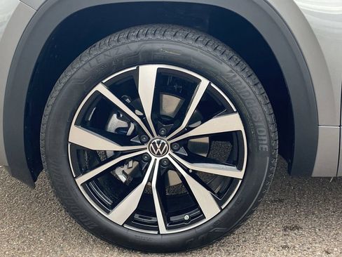 New 2026 Volkswagen Atlas Cross Sport SEL Premium R-Line AWD/4WD image 6